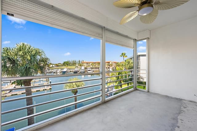 29 Yacht Club Drive Unit 405, North Palm Beach FL 33408 - North Palm Beach, FL - Photo 6