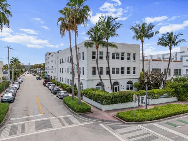 802 Euclid Ave # 305, Miami Beach FL 33139 - Miami Beach, FL - Photo 2