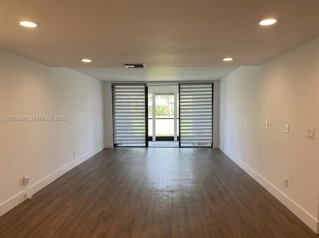 16500 Golf Club Rd # 104, Weston FL 33326 - Weston, FL - Photo 4