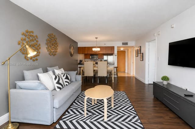 1200 Brickell Bay Dr # 3207, Miami FL 33131 - Miami, FL - Photo 2