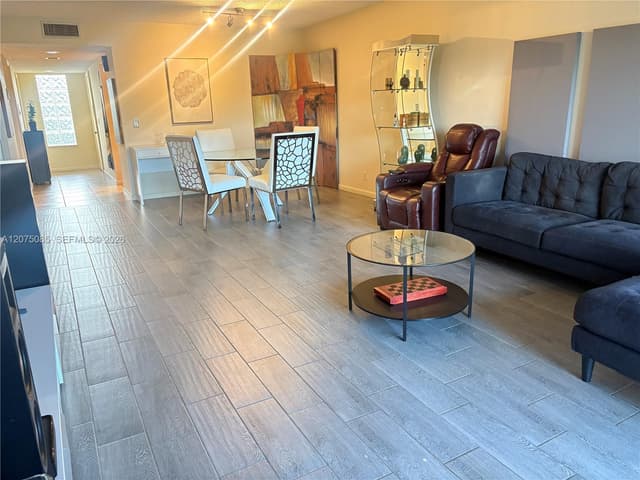 16471 Blatt Blvd # 203, Weston FL 33326 - Weston, FL - Photo 3