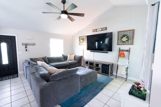 9060 CHRYSANTHEMUM Drive, Boynton Beach FL 33472 - Boynton Beach, FL - Photo 4