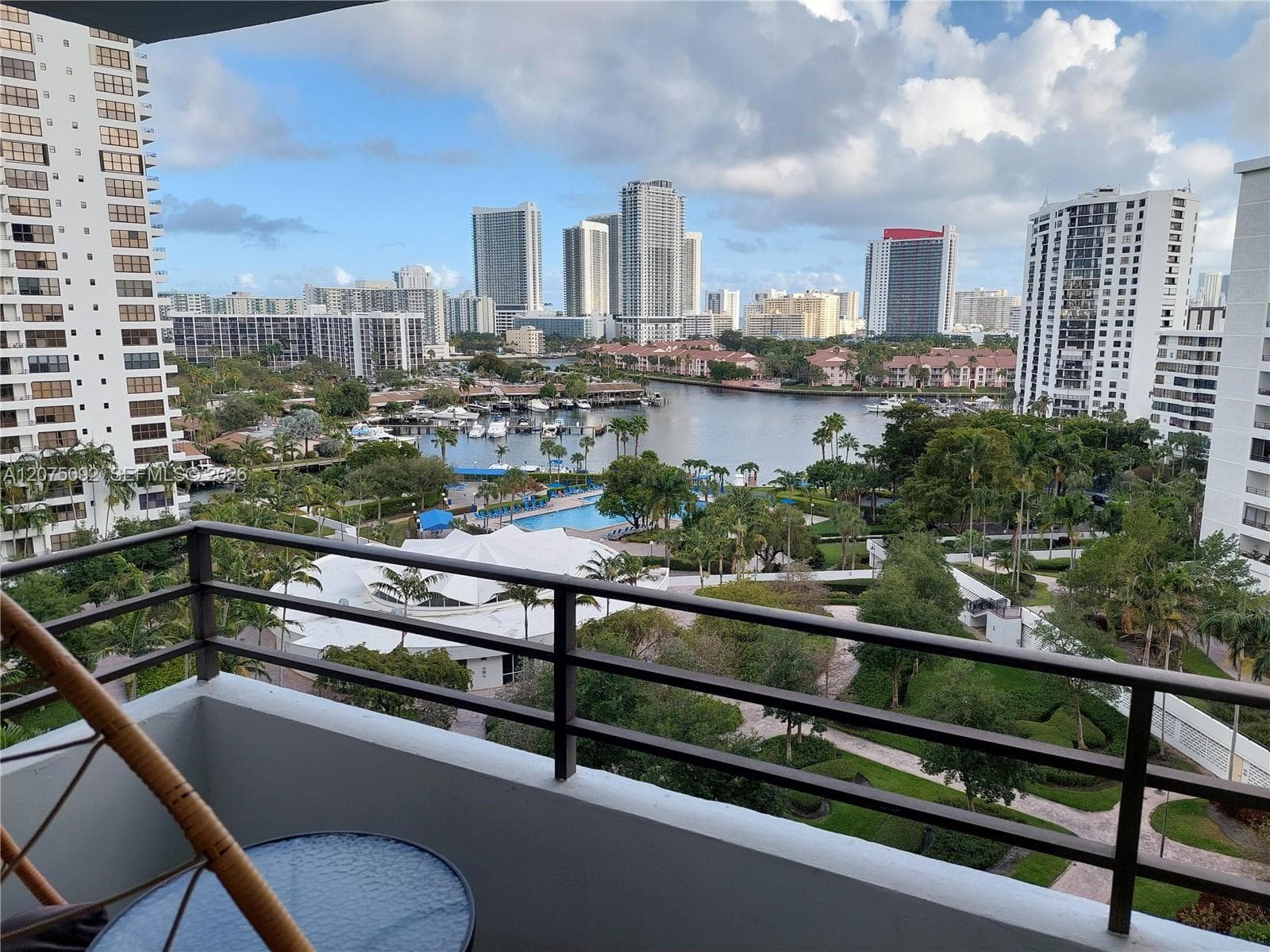 600 S Three Islands Blvd # 1018, Hallandale Beach FL 33009 - Hallandale Beach, FL - Photo 1