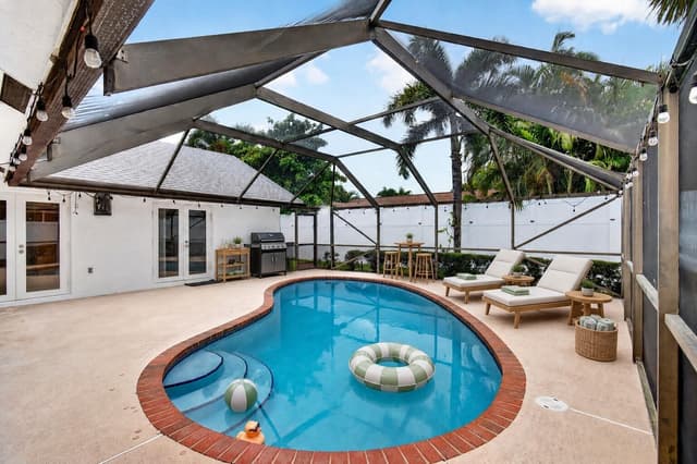 586 NW 45TH Way, Delray Beach FL 33445 - Delray Beach, FL - Photo 4