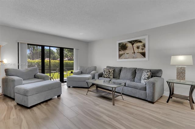 21682 Cypress Rd # 11E, Boca Raton FL 33433 - Boca Raton, FL - Photo 4