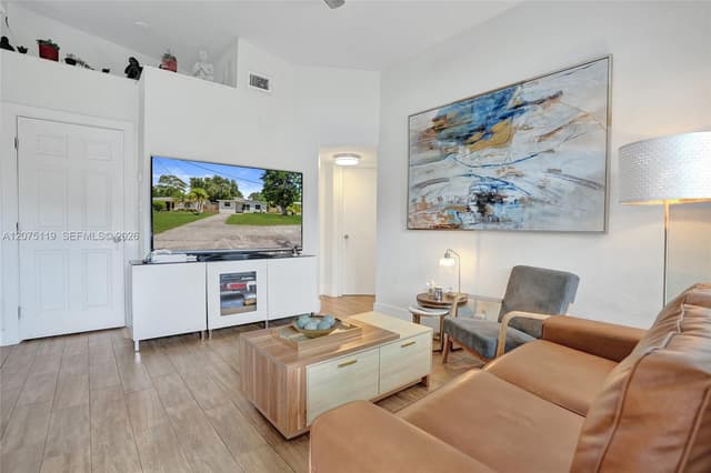 2701 Garfield St, Hollywood FL 33020 - Hollywood, FL - Photo 2