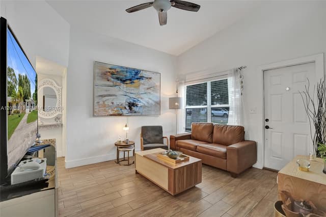 2701 Garfield St, Hollywood FL 33020 - Hollywood, FL - Photo 3