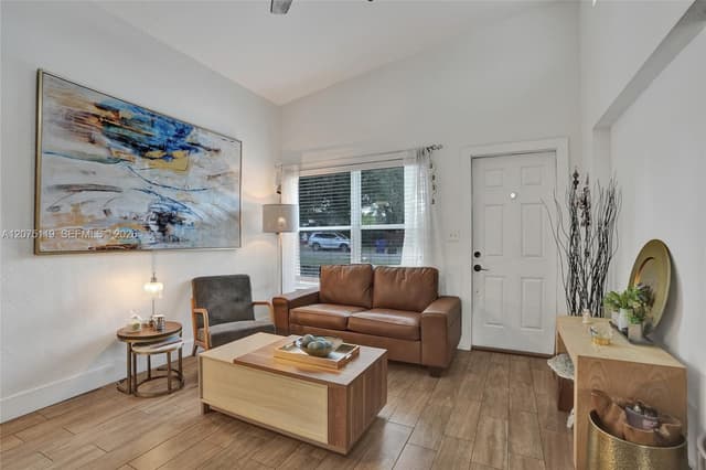 2701 Garfield St, Hollywood FL 33020 - Hollywood, FL - Photo 4