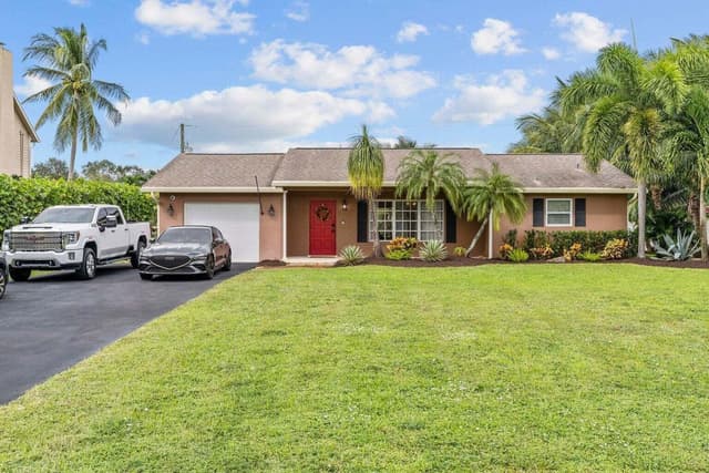 3929 LOWSON Boulevard, Delray Beach FL 33445 - Delray Beach, FL - Photo 2