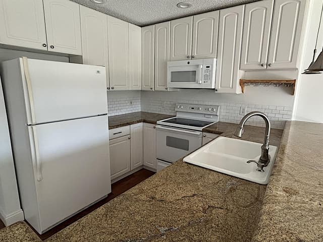 342 Southwind Drive # 203, North Palm Beach FL 33408 - North Palm Beach, FL - Photo 7