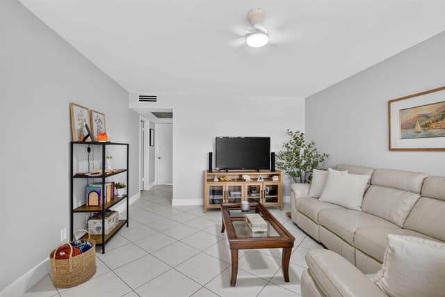236 Preston Way # f, Boca Raton FL 33434 - Boca Raton, FL - Photo 7
