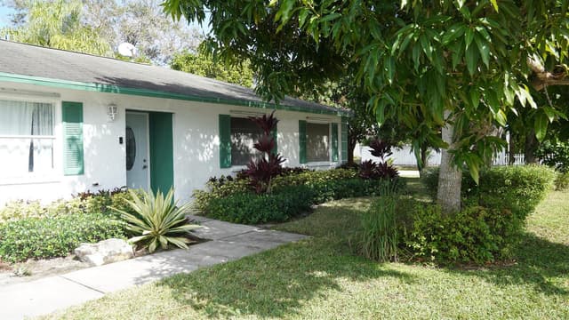 5805 BOSQUE Lane, West Palm Beach FL 33415 - West Palm Beach, FL - Photo 5