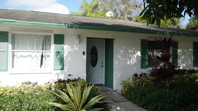 5805 BOSQUE Lane, West Palm Beach FL 33415 - West Palm Beach, FL - Photo 4
