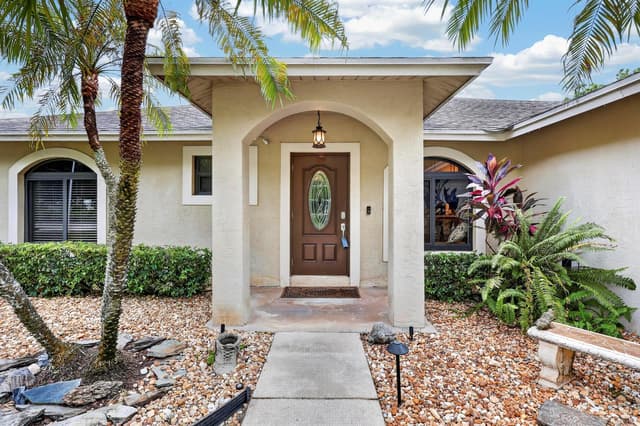 18842 91st Place N, Loxahatchee FL 33470 - Loxahatchee, FL - Photo 4