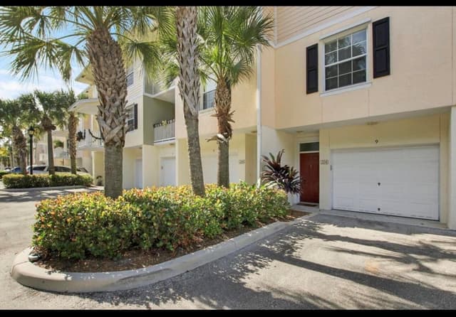 245 Murcia Drive # 204, Jupiter FL 33458 - Jupiter, FL - Photo 2