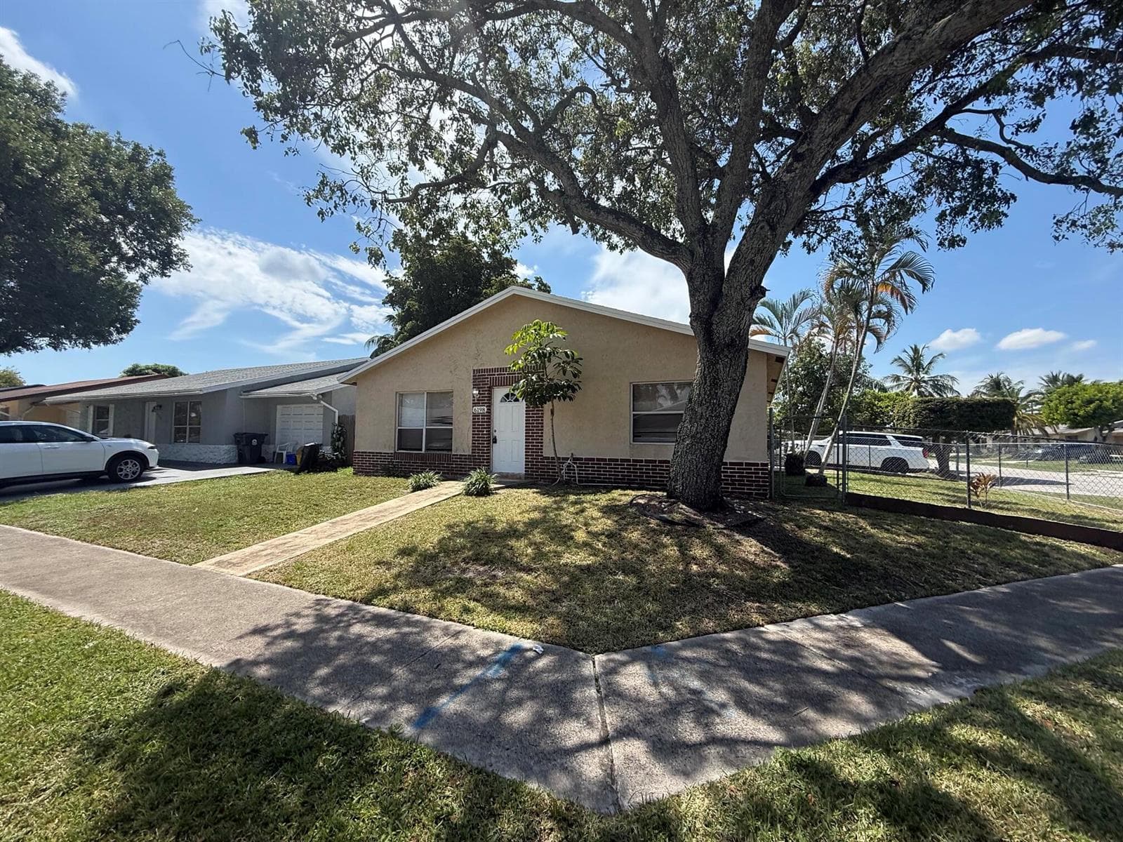 6198 ARCADE Court, Lake Worth FL 33463 - Lake Worth, FL - Photo 1