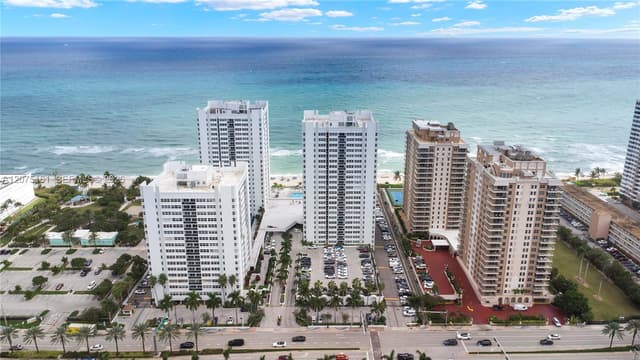1880 S Ocean Dr, Hallandale Beach FL 33009 - Hallandale Beach, FL - Photo 4