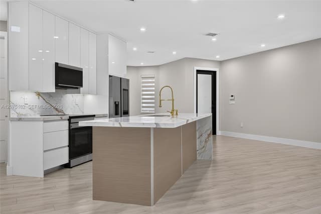 12377 SW 125th St, Miami FL 33186 - Miami, FL - Photo 7