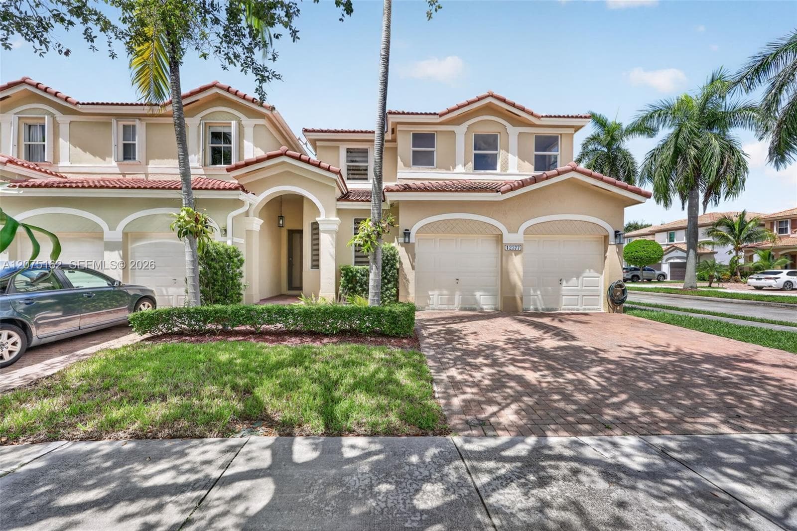 12377 SW 125th St, Miami FL 33186