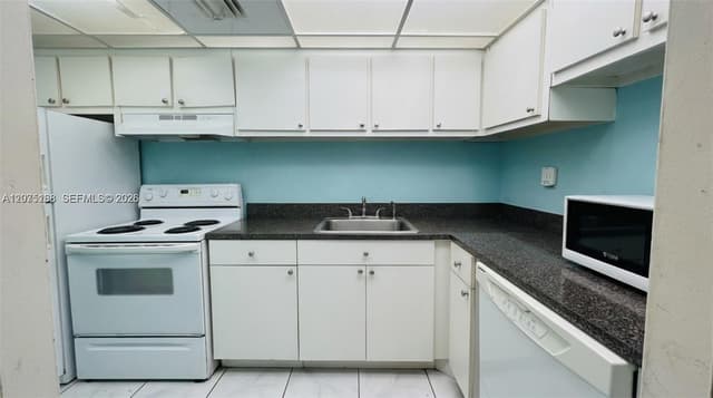 1000 West Ave # 215, Miami Beach FL 33139 - Miami Beach, FL - Photo 4