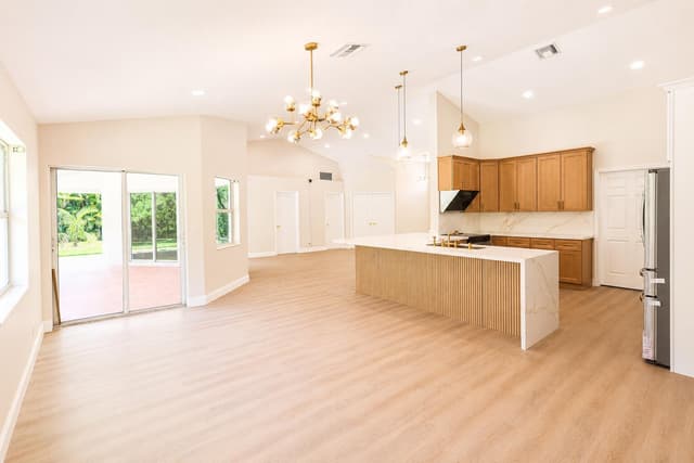 16613 61st Place N, Loxahatchee FL 33470 - Loxahatchee, FL - Photo 3