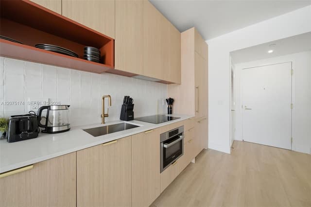 90 NE 32nd st # 811, Miami FL 33137 - Miami, FL - Photo 2