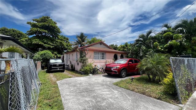 1135 NW 65th St, Miami FL 33150 - Miami, FL - Photo 5