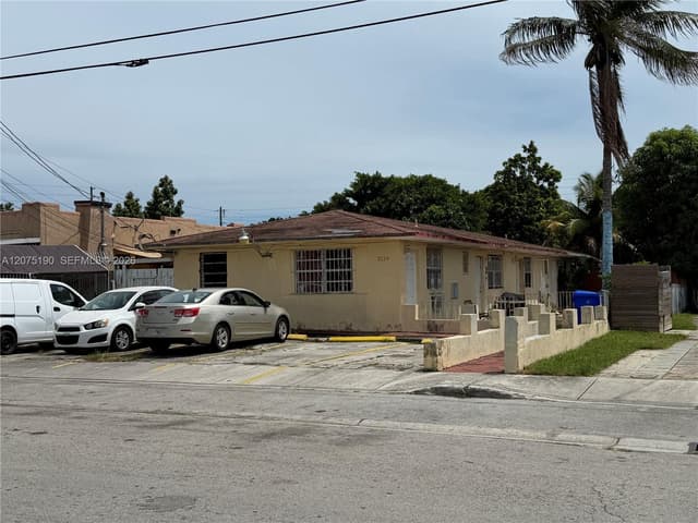 2124 NW 27th St, Miami FL 33142 - Miami, FL - Photo 3