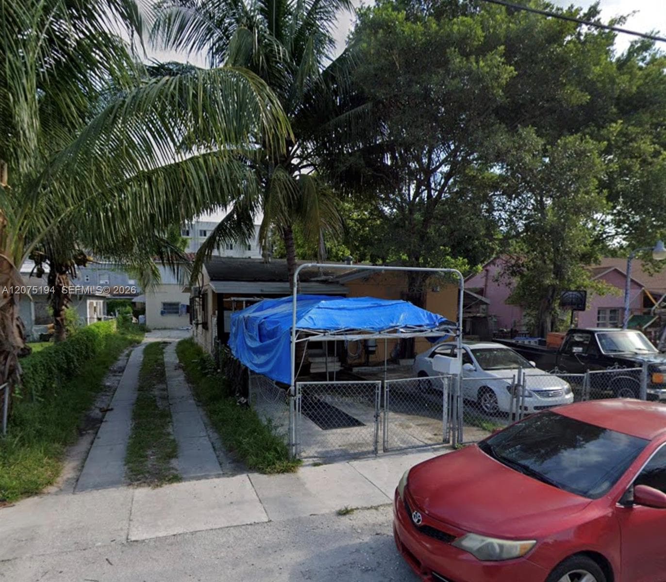 2283 NW 35th St, Miami FL 33142 - Miami, FL - Photo 1