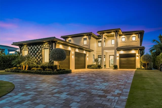 715 Ibis Way, North Palm Beach FL 33408 - North Palm Beach, FL - Photo 2