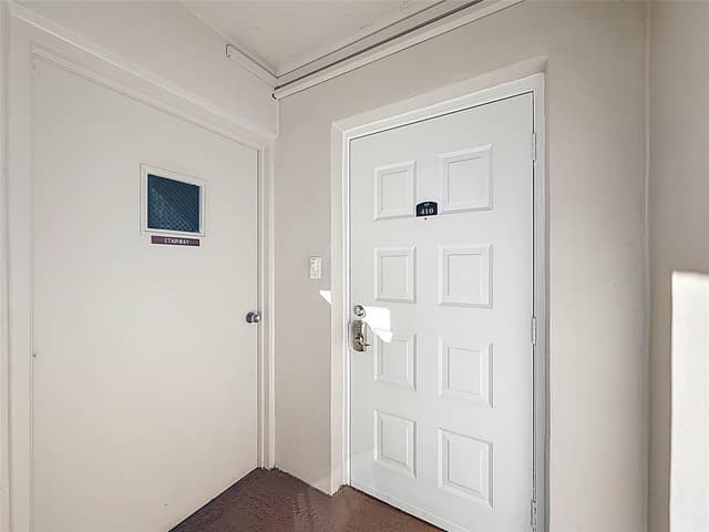 545 Oaks Lane # 410, Pompano Beach FL 33069 - Pompano Beach, FL - Photo 7