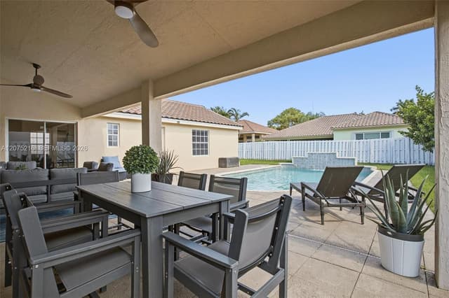 609 Verona Pl, Weston FL 33326 - Weston, FL - Photo 6