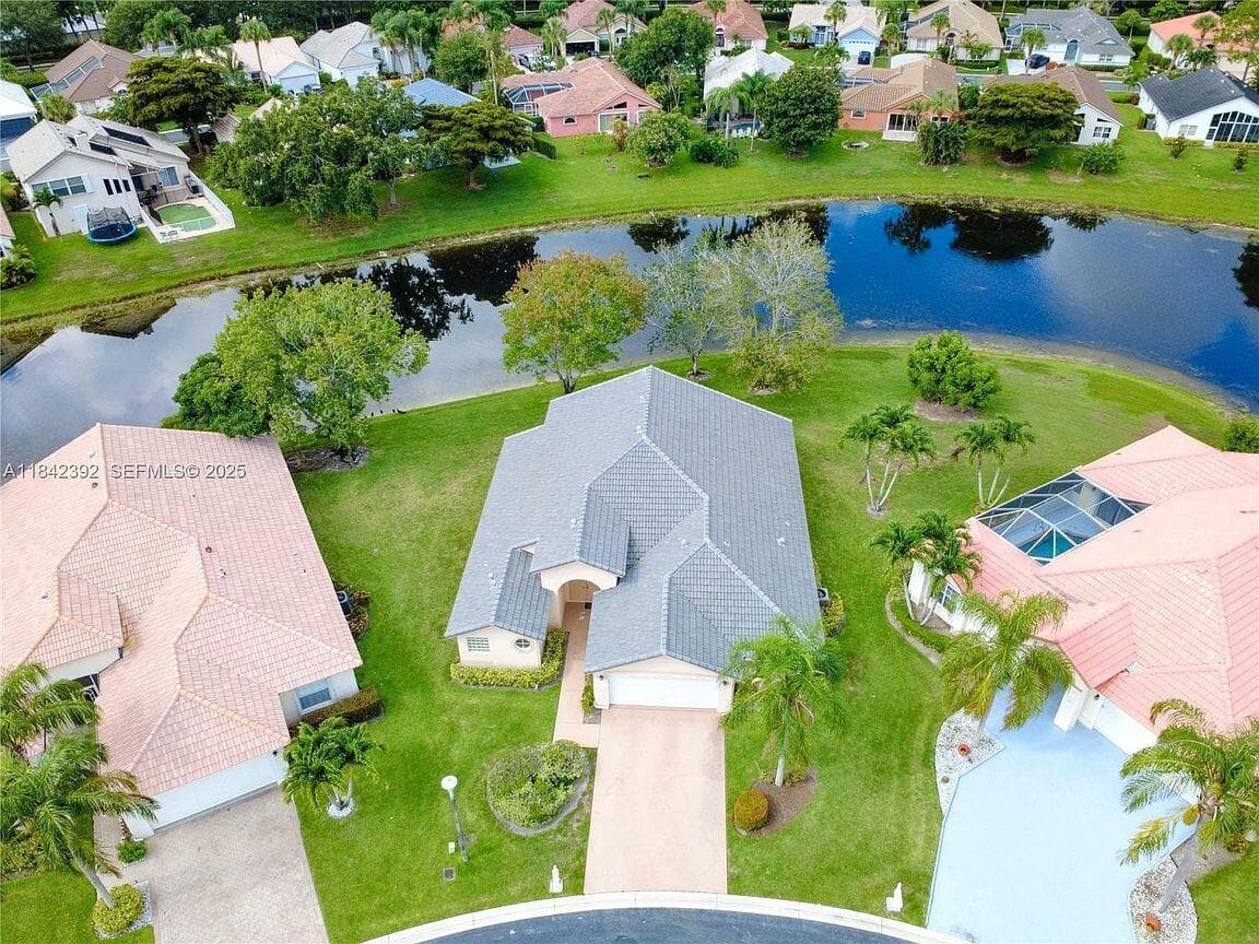 2549 EGRET LAKE Drive, FL 33413 - Photo 1
