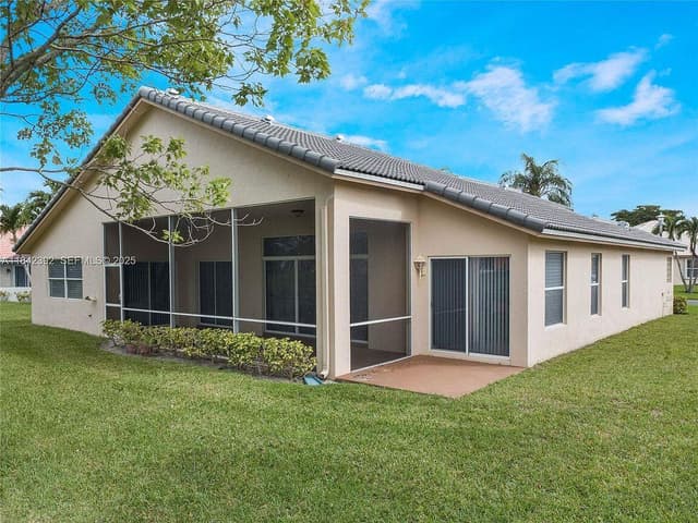 2549 EGRET LAKE Drive, FL 33413 - Photo 5