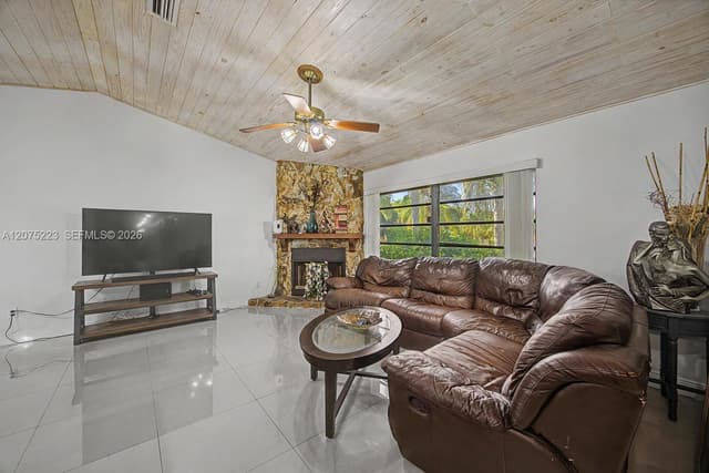 16880 SW 278th St, Homestead FL 33031 - Homestead, FL - Photo 6