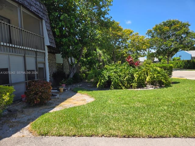 3105 Oakland Shores Dr # J101, Oakland Park FL 33309 - Oakland Park, FL - Photo 3