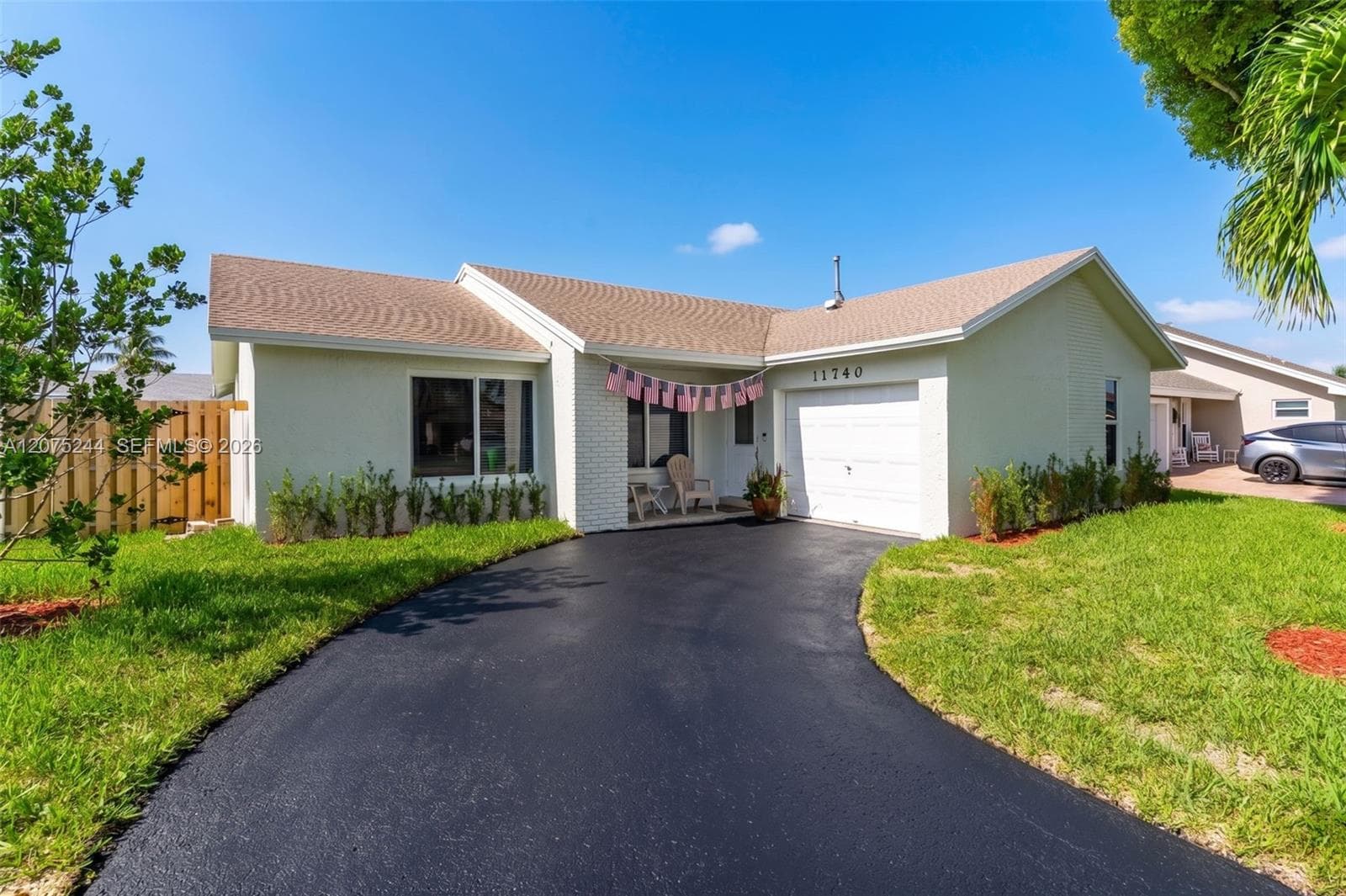 11740 NW 39th Pl, Sunrise FL 33323 - Sunrise, FL - Photo 1