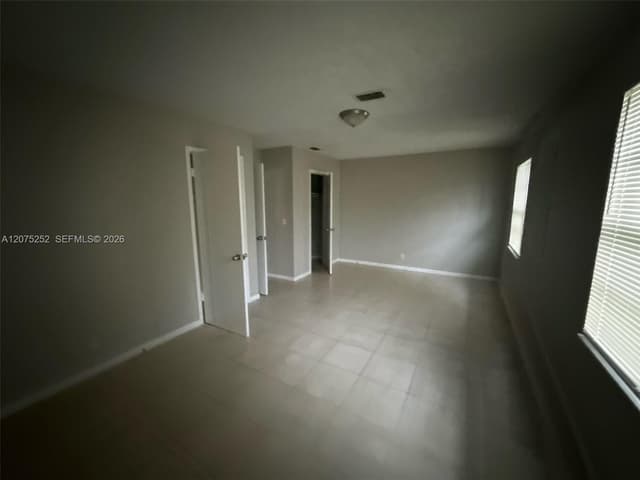 8220 SW 6th St, North Lauderdale FL 33068 - North Lauderdale, FL - Photo 2