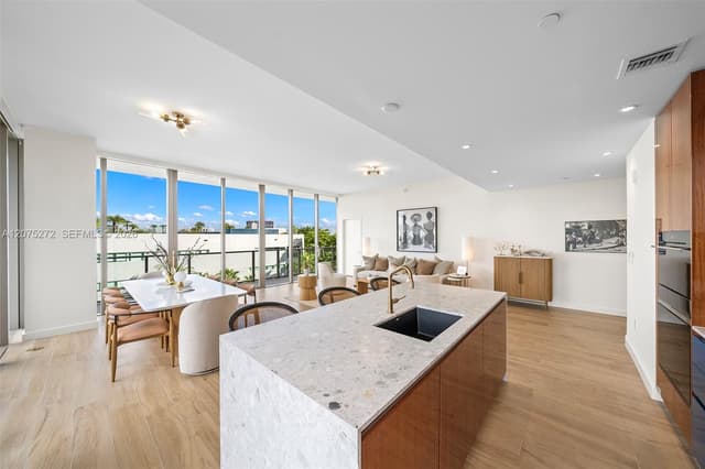 2678 Tigertail Ave # 401, Miami FL 33133 - Miami, FL - Photo 5