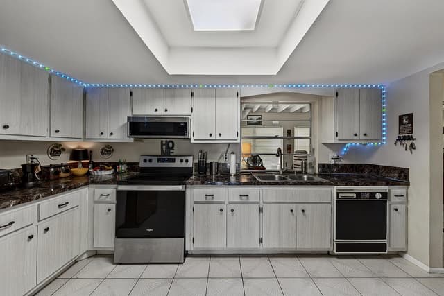 2930 NW 1st Drive, Pompano Beach FL 33064 - Pompano Beach, FL - Photo 3