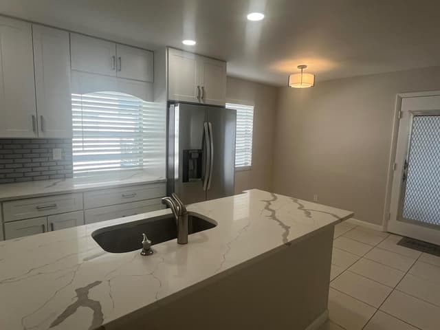 93 Normandy B, Delray Beach FL 33484 - Delray Beach, FL - Photo 4