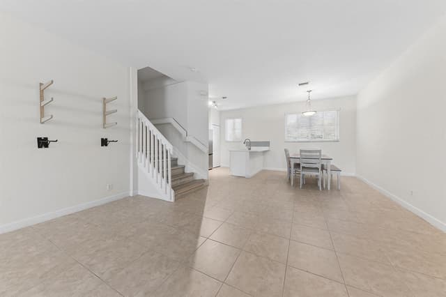428 Bayfront Drive, Boynton Beach FL 33435 - Boynton Beach, FL - Photo 2