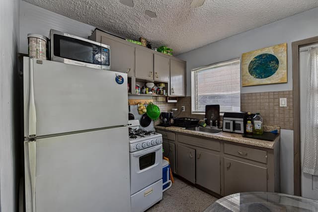 1223 NE 3rd Avenue # 3, Fort Lauderdale FL 33304 - Fort Lauderdale, FL - Photo 3