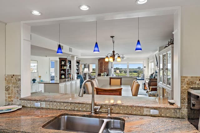 374 Golfview Road # 405, North Palm Beach FL 33408 - North Palm Beach, FL - Photo 5