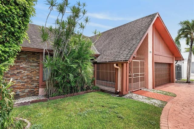 10311 SW 132nd Ave, Miami FL 33186 - Miami, FL - Photo 3