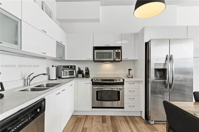 133 NE 2nd Ave # 2904, Miami FL 33132 - Miami, FL - Photo 2