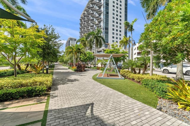 5300 Paseo Blvd # 1807, Doral FL 33166 - Doral, FL - Photo 4
