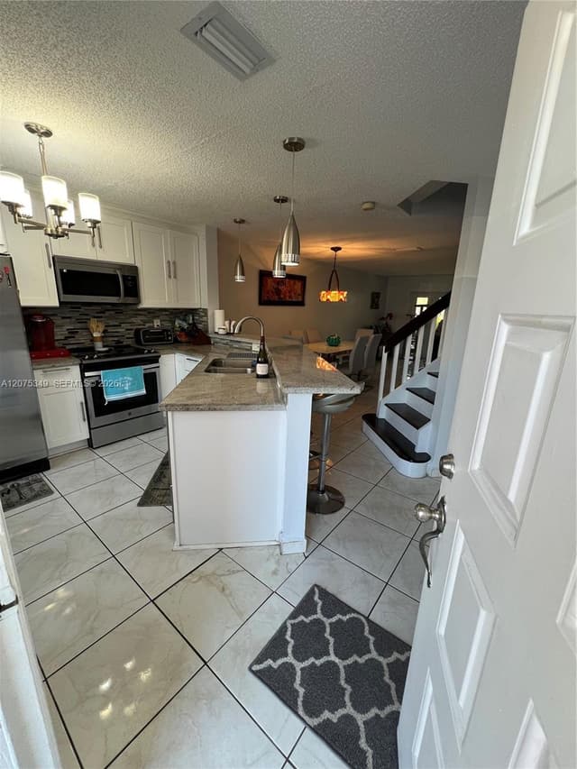 5214 NW 190th St, Miami Gardens FL 33055 - Miami Gardens, FL - Photo 5