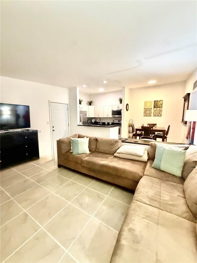 761 NE 199th St # 202, Miami FL 33179 - Miami, FL - Photo 6