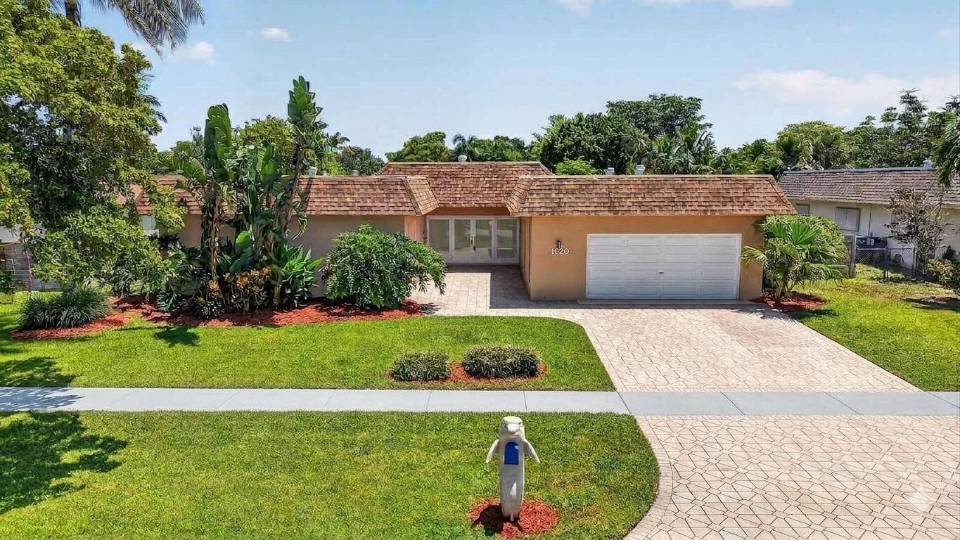 1820 SW 67th Terrace, Plantation FL 33317 - Plantation, FL - Photo 1